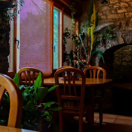 Bodegas De Claveria Landhuis El Humo de Muro