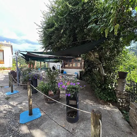 Bodegas De Claveria * El Humo de Muro