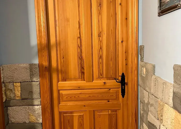 Bodegas De Claveria Casa rural El Humo de Muro