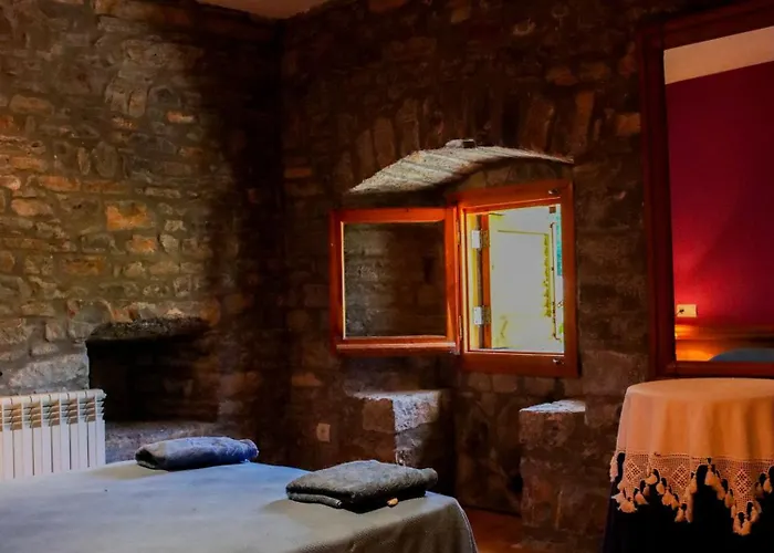 Casa rural Bodegas De Claveria *