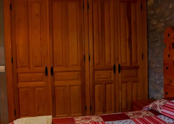 Bodegas De Claveria El Humo de Muro